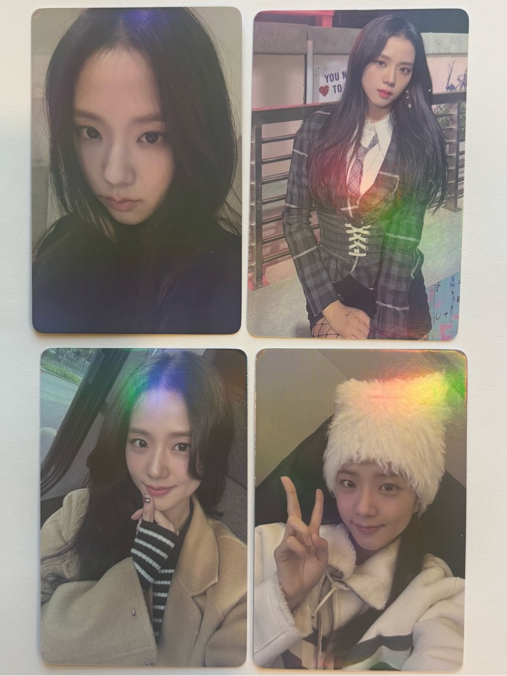 (4pcs) JISOO UNOFFICIAL PHOTOCARDS
